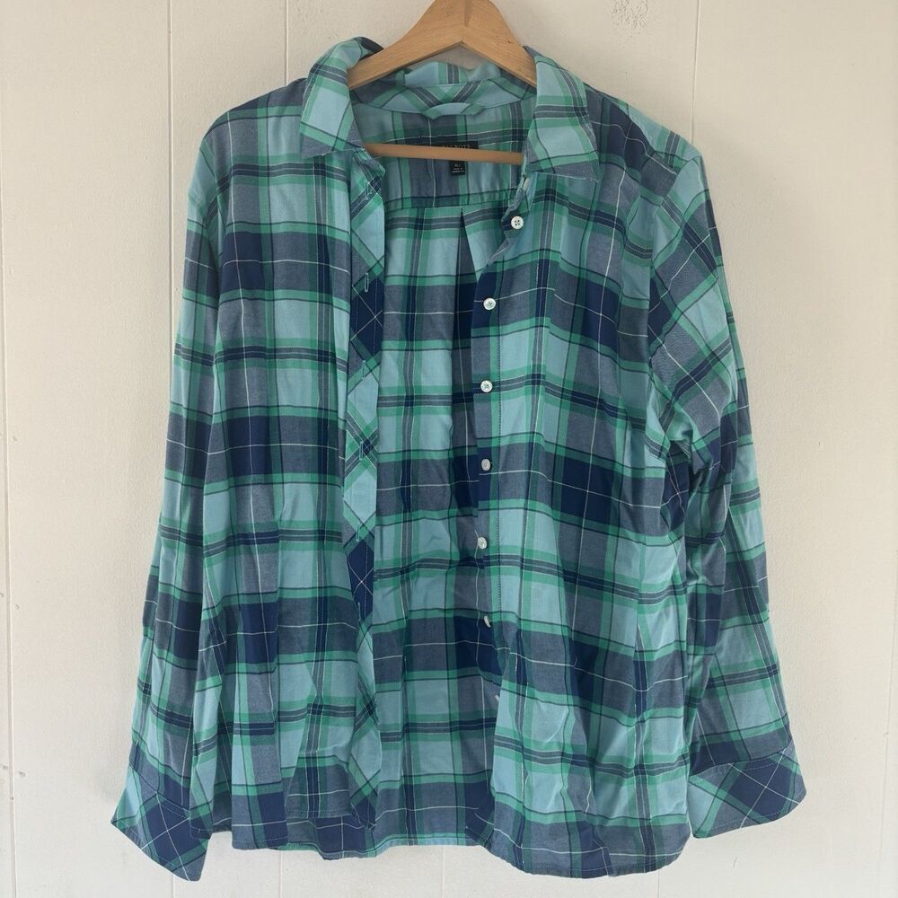 TALBOTS Metallic Flannel Modern Classic Shirt in Frost Bloom Plaid Cotton XL P - Picture 3 of 9
